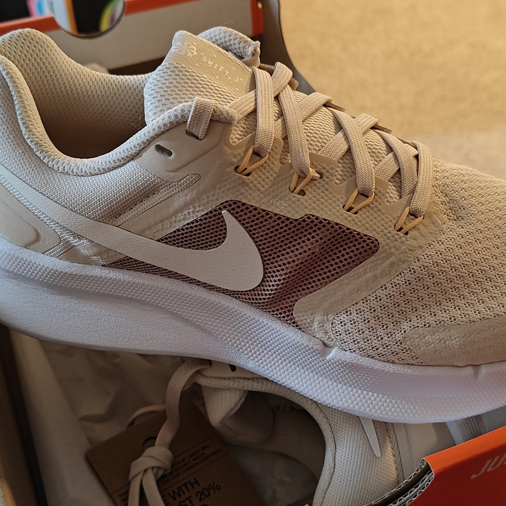 Women's Nike Shoes 6.5